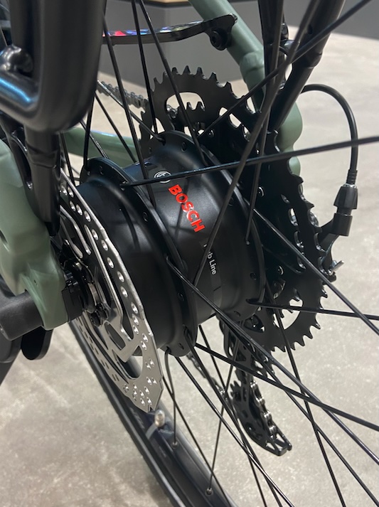 moteur électrique bosch hub line compact et léger